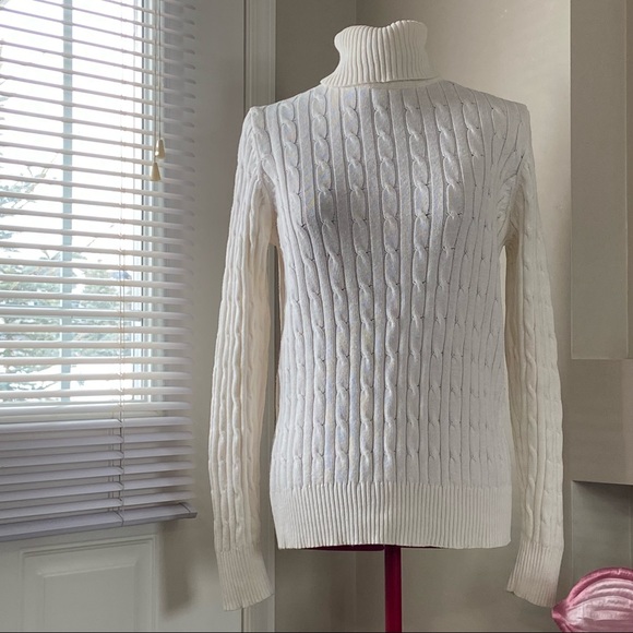 ST. JOHN’S BAY half white woman long sleeves turtleneck sweater. Size M. Used. - Picture 7 of 8